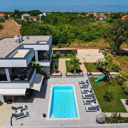 Villa Nina In Croatia Near The Adriatic Coast