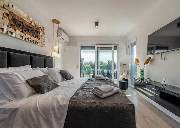 Nina In Croatia Near The Adriatic Coast * Zaton (Zadar)